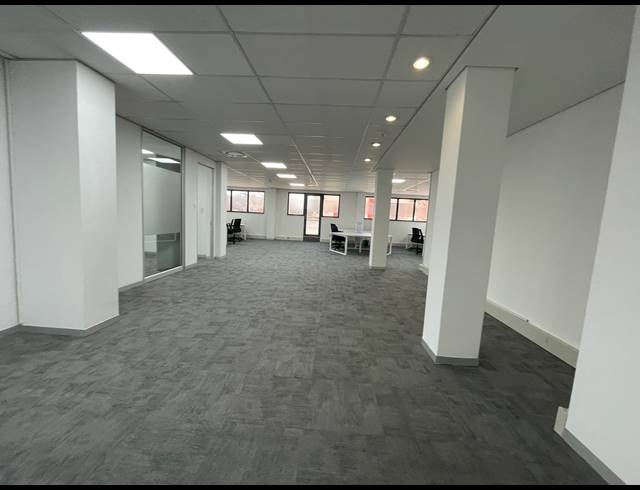 356M² OFFICE TO LET IN RIVONIA